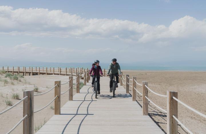 Lease a bike stelletje op het strand